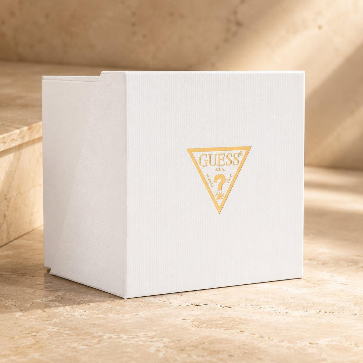 Guess Gold Tone Stainless Steel Watch, Luxury Mens Gift, Link Bracelet