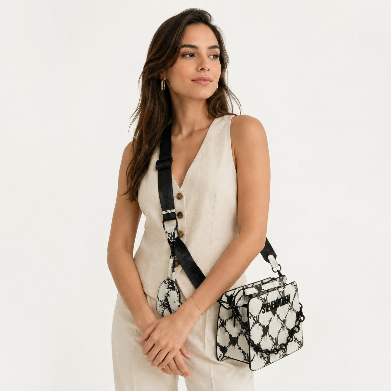 Steve Madden White Black Cross Body Bag, Drippy Heart, Statement Logo, Gift