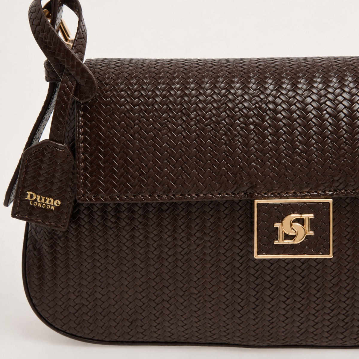 Dune Brown Weave Shoulder Bag, Dabin Style, Flap Top, Gold Hardware