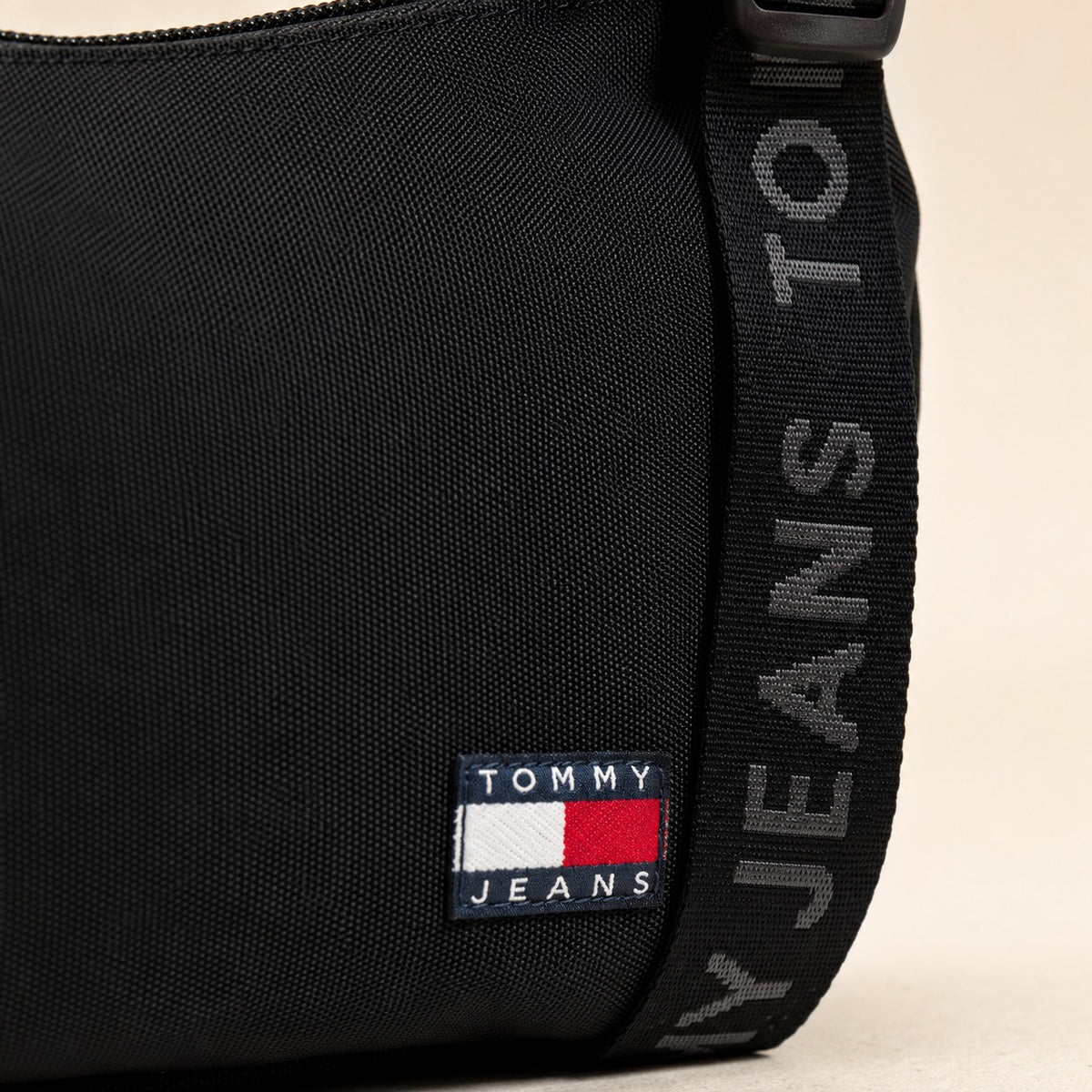 Tommy Jeans Black Shoulder Bag, Crescent Crescent Bag, Everyday Handbag