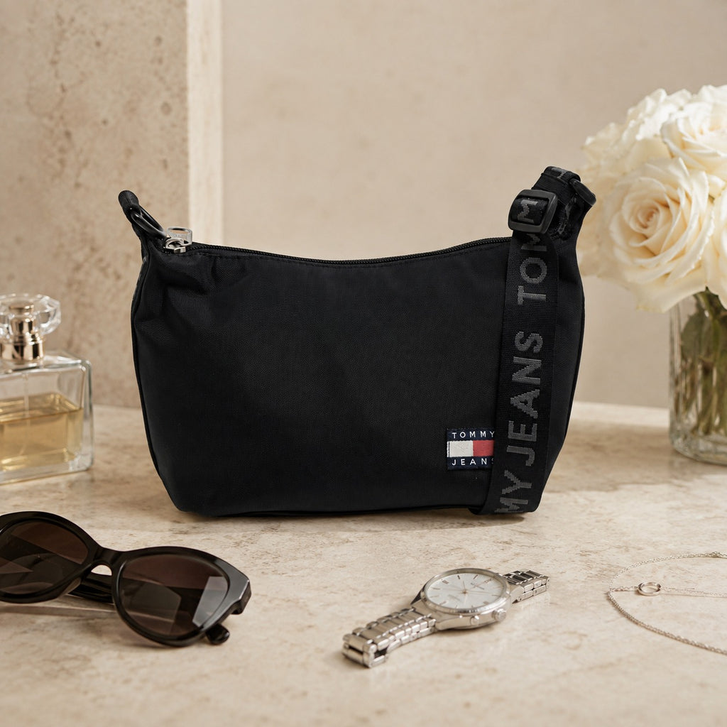 Tommy Jeans Black Shoulder Bag, Crescent Crescent Bag, Everyday Handbag
